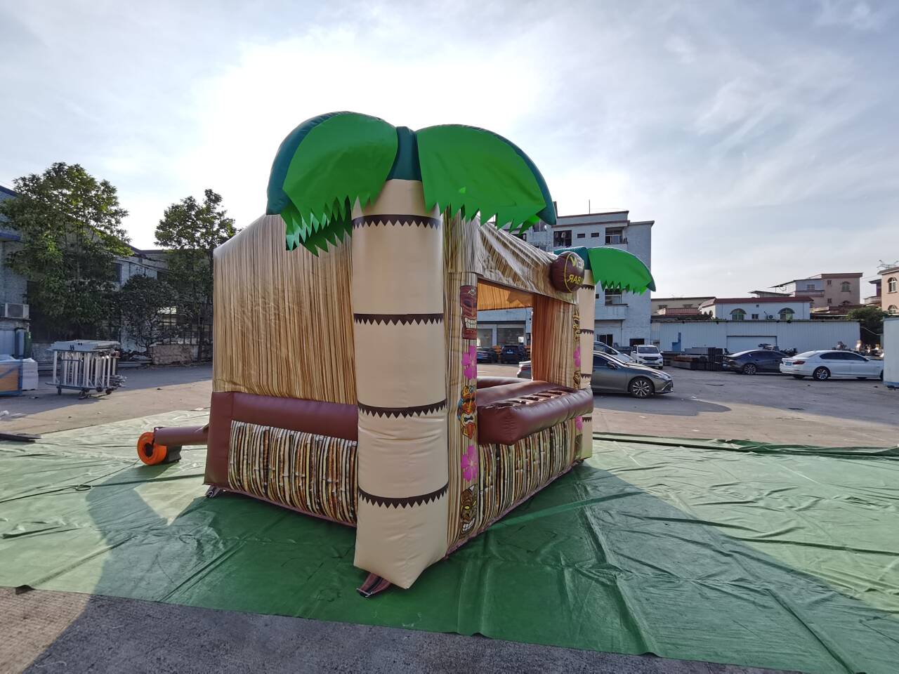 Tiki bar inflatable